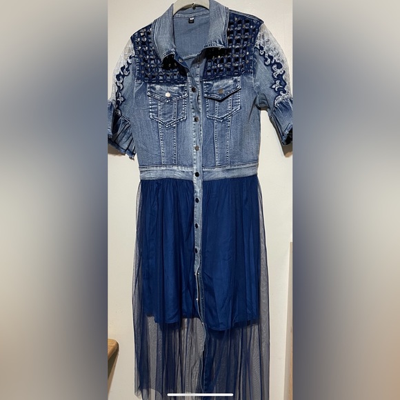 Long Dress - Picture 1 of 1